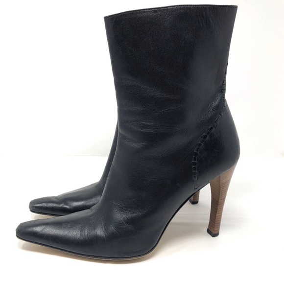 GUCCI black leather booties, made Italy, size 9 - Picture 3 of 15